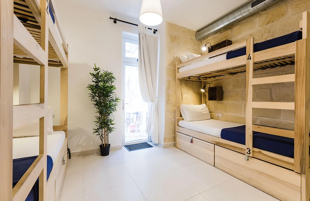 Two Pillows Boutique Hostel-1