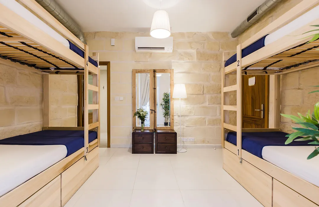 Two Pillows Boutique Hostel-1