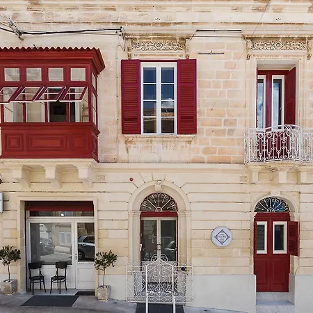 Two Pillows Boutique Hostel-2